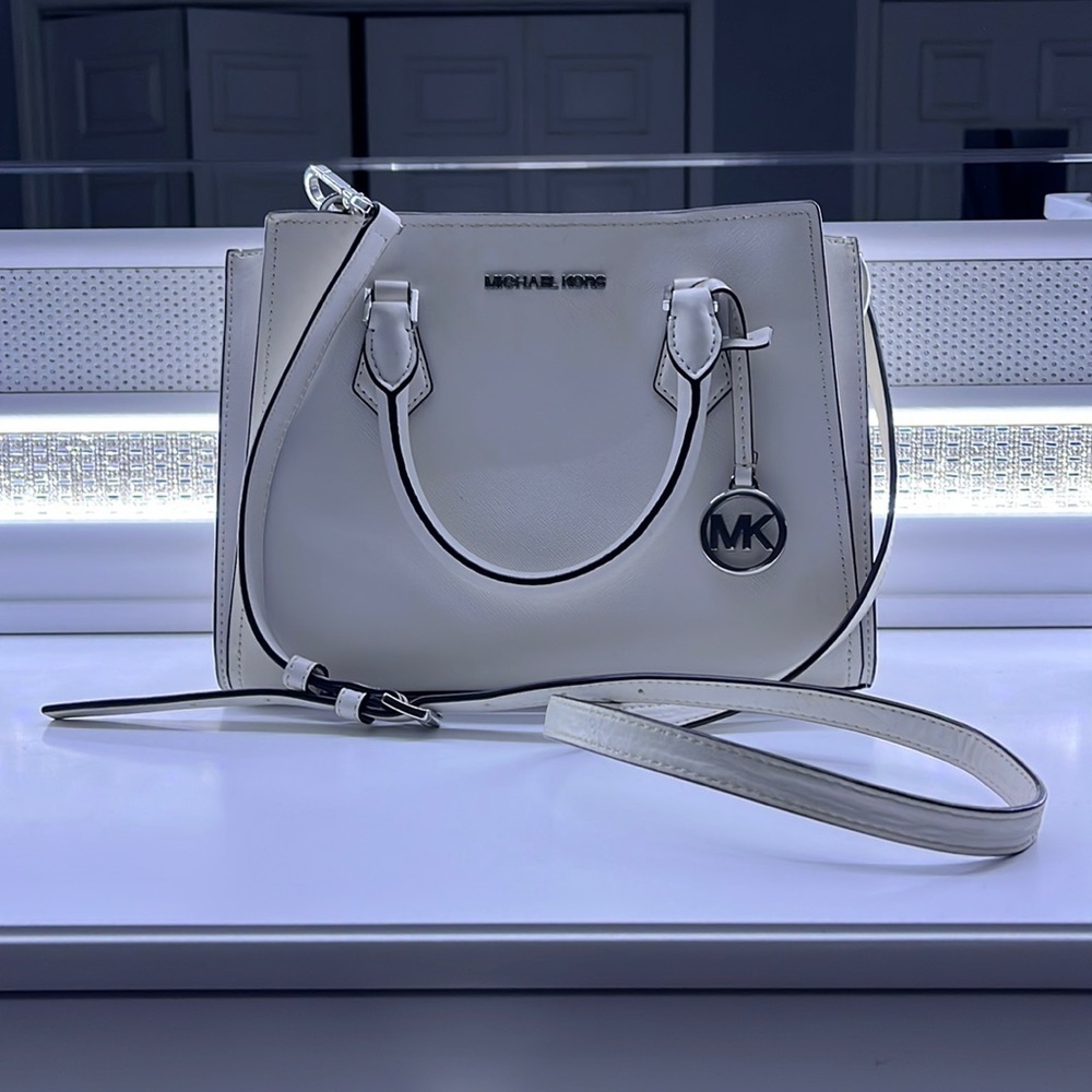 Micheal Kors Purse